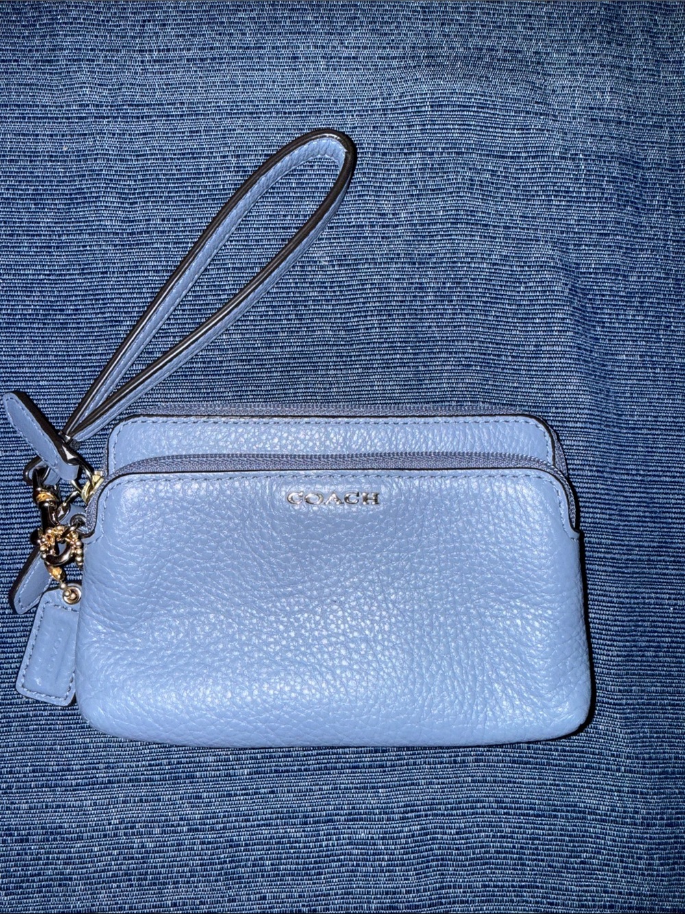 Coach Pebbled Leather Light Blue Double Corner Zip Wristlet
